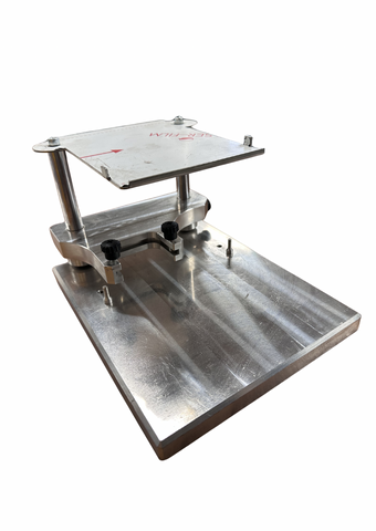 Boot positioning frame - clearance